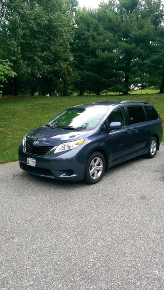 Illustration for article titled Loaner Car Madness - from Sienna to Corolla